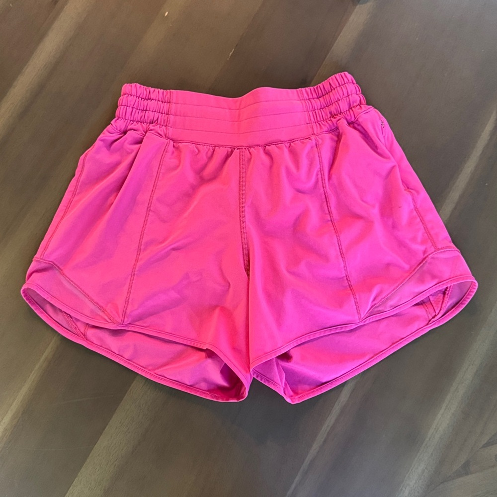 Lululemon hotty hot shorts, 4 inch